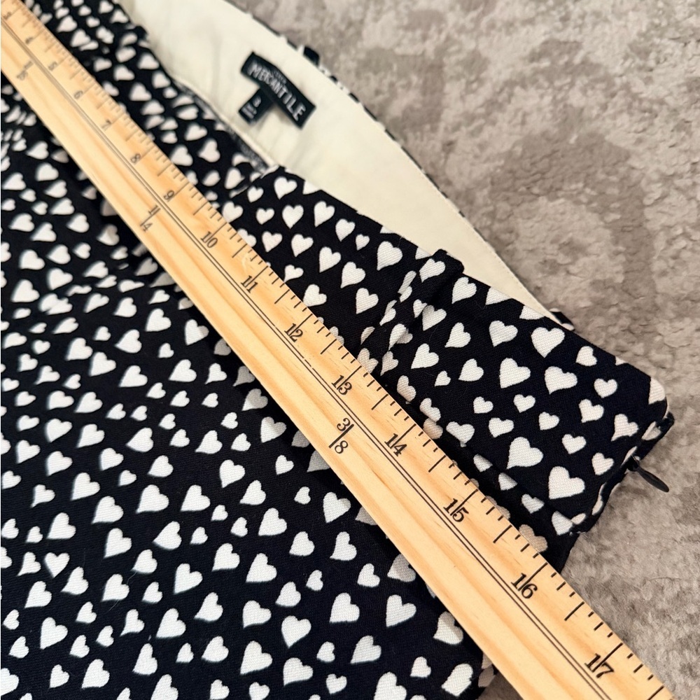J.CREW MERCANTILE Black White Hearts Ankle Length Pants Sz 8 - Picture 3 of 5